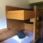 Hi