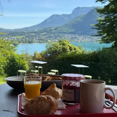Hi Hostel Annecy